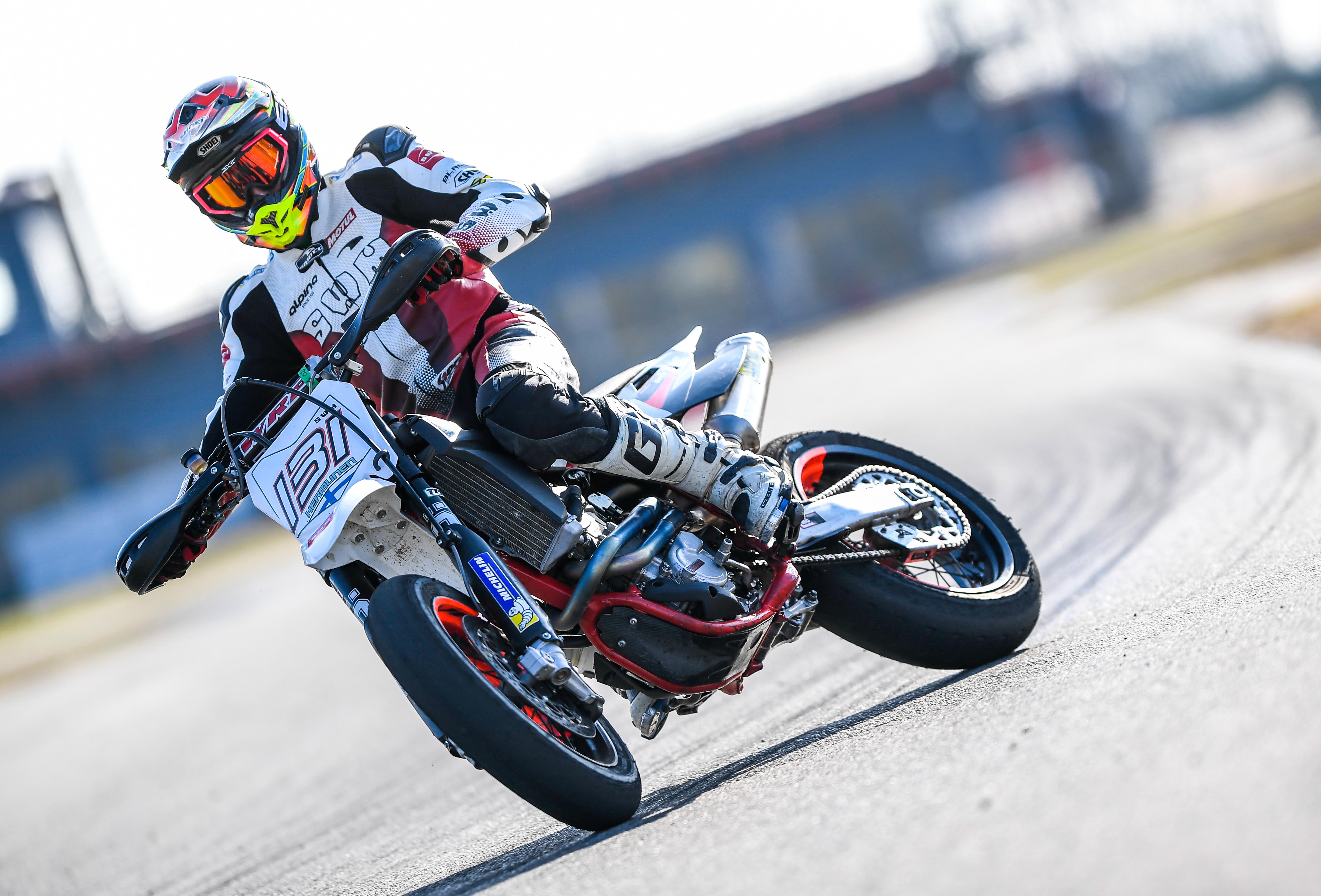 Gaerne supermoto clearance
